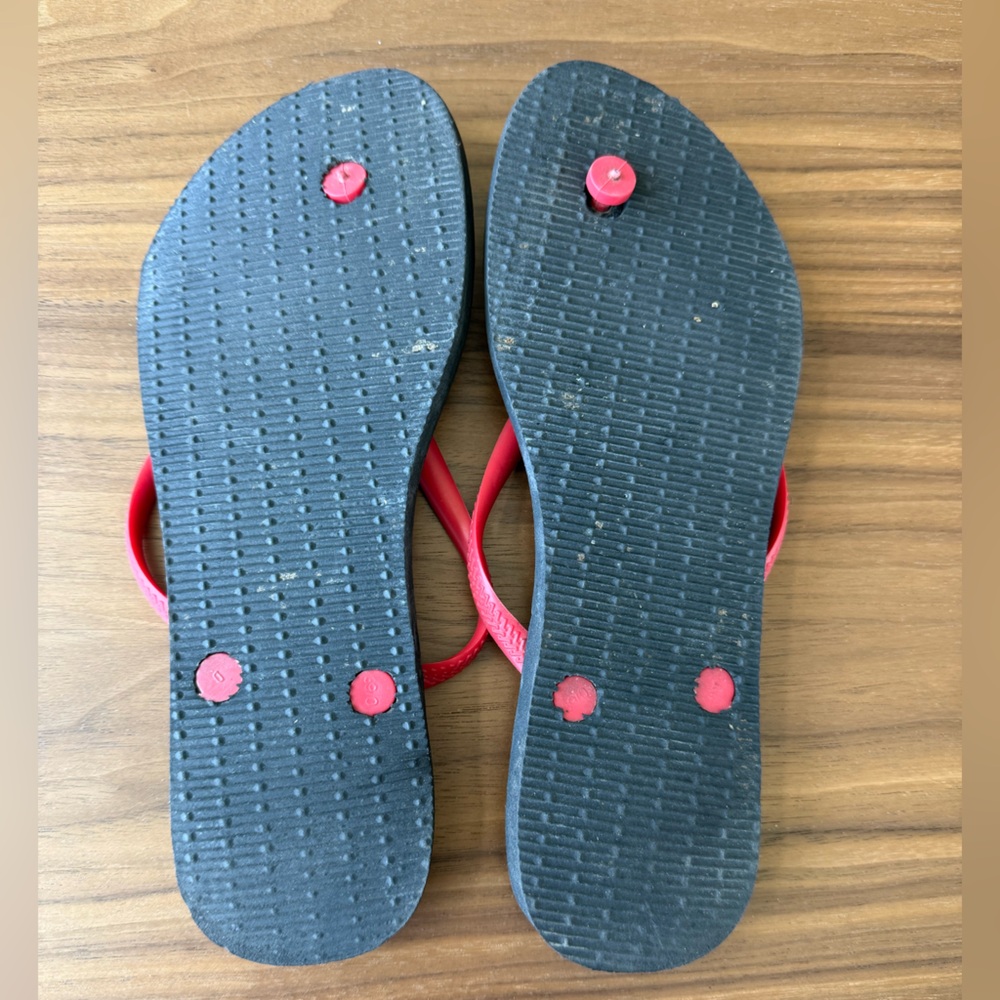 Havaianas Polka Dot Flip Flops with Red Straps - Picture 3 of 3
